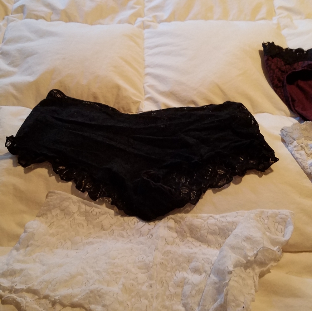 Panties - Picture 3 of 3